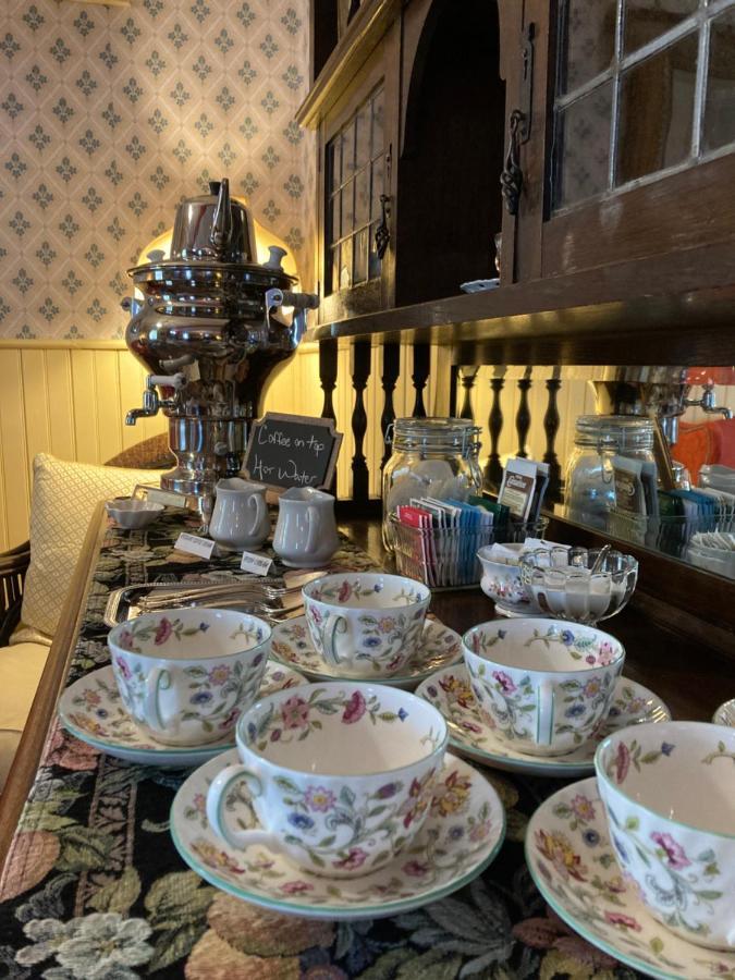 St. George Hotel Barkerville Dış mekan fotoğraf