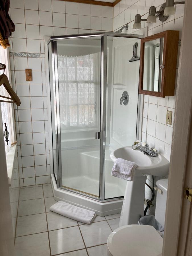 St. George Hotel Barkerville Dış mekan fotoğraf