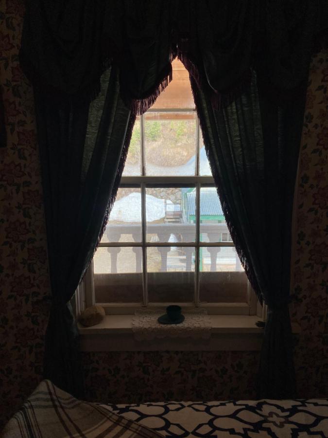 St. George Hotel Barkerville Dış mekan fotoğraf