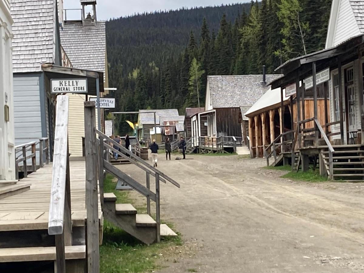 St. George Hotel Barkerville Dış mekan fotoğraf
